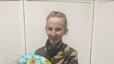 Обмін військовополоненими. Додому повернулися двоє миколаївських морпіхів Обмін військовополоненими. Додому повернулися двоє миколаївських морпіхів