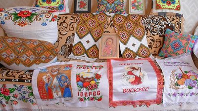 «У мене є дві людини, які навчили мене вишивати», – майстриня із Полтавщини Анна Педченко