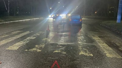 У Смілі під колеса автомобіля потрапив чоловік