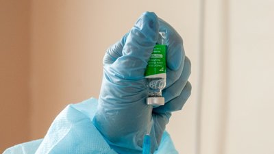 У Кропивницькому від COVID-19 готові вакцинуватися більше пів тисячі вчителів та вихователів