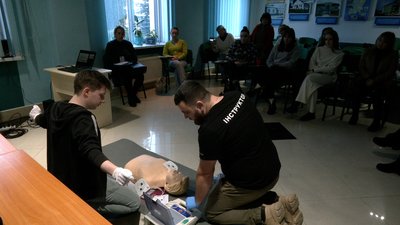 Такмед для безробітних: у Рівному організували безкоштовні заняття з домедичної допомоги Такмед для безробітних: у Рівному організували безкоштовні заняття з домедичної допомоги