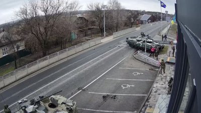 Жіночий спротив: "Військова еліта у дірявих дутіках". Спогади про окупацію сільської громади на Луганщині Жіночий спротив: "Військова еліта у дірявих дутіках". Спогади про окупацію сільської громади на Луганщині