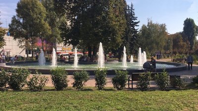 Атрошенко хоче збудувати у Чернігові ще 2 фонтани Атрошенко хоче збудувати у Чернігові ще 2 фонтани