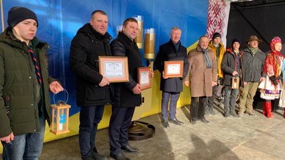 День Соборності України: вперше на межі Тернопільщини відбулась зустріч трьох областей День Соборності України: вперше на межі Тернопільщини відбулась зустріч трьох областей