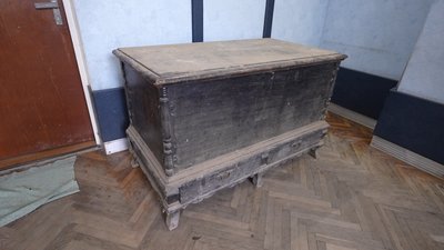 Скарбниці спогадів та культури: історії стародавніх скринь з Гуляйпільщини Скарбниці спогадів та культури: історії стародавніх скринь з Гуляйпільщини