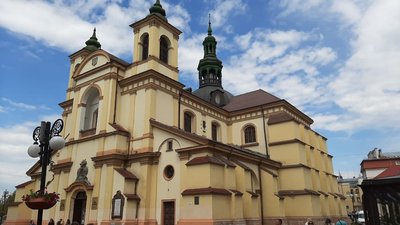 З історіями, легендами та жартами. Як у Франківську проводять безкоштовні екскурсії З історіями, легендами та жартами. Як у Франківську проводять безкоштовні екскурсії