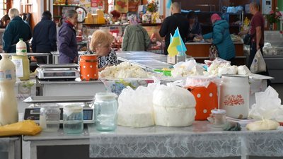 Хмельницький ринок, молочна продукція