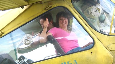 Для тих, хто хоче в небо: на рівненському аеродромі провели День відкритих дверей Для тих, хто хоче в небо: на рівненському аеродромі провели День відкритих дверей