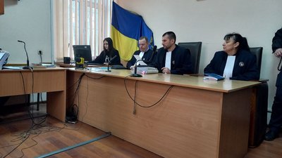 У райсуді Дніпра продовжили засідання у справі "стрільця" на "Південмаші" У райсуді Дніпра продовжили засідання у справі "стрільця" на "Південмаші"