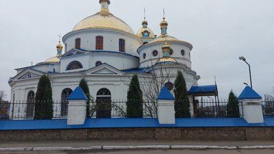 У Ромнах на Сумщині збирали підписи проти діяльності церкви московського патріархату У Ромнах на Сумщині збирали підписи проти діяльності церкви московського патріархату