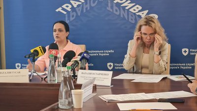 "Голова НСЗУ Наталія Гусак розповіла, що на Житомирщині не достатньо аптек, які можуть відпускати медикаменти на програмою "Доступні ліки" "Голова НСЗУ Наталія Гусак розповіла, що на Житомирщині не достатньо аптек, які можуть відпускати медикаменти на програмою "Доступні ліки"