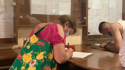 У Тернополі студенти юридичного факультету займаються волонтерством у міськрайонному суді У Тернополі студенти юридичного факультету займаються волонтерством у міськрайонному суді
