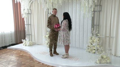 Кожен десятий шлюб — з військовими: на Рівненщині зросла кількість одружень Кожен десятий шлюб — з військовими: на Рівненщині зросла кількість одружень