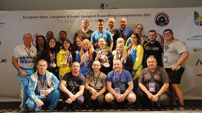 Троє спортсменів з Чернівців перемогли на чемпіонаті Європи з пауерліфтингу