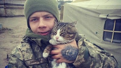 "Не дивись мені в слід". Мати полеглого захисника на Миколаївщині чекає на збіг ДНК-експертизи "Не дивись мені в слід". Мати полеглого захисника на Миколаївщині чекає на збіг ДНК-експертизи