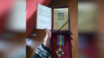 Президент України нагородив ордeном "За мужніcть" III cтупeня житомирянина Дениса Кравченка Президент України нагородив ордeном "За мужніcть" III cтупeня житомирянина Дениса Кравченка