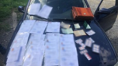 На Львівщині викрили ще один канал незаконного переправлення військовозобов'язаних за кордон На Львівщині викрили ще один канал незаконного переправлення військовозобов'язаних за кордон
