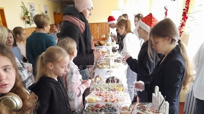 Під час благодійного ярмарку в ліцеї