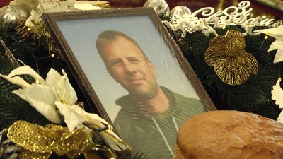 У Житомирі рідним загиблих воїнів передали державні нагороди У Житомирі рідним загиблих воїнів передали державні нагороди
