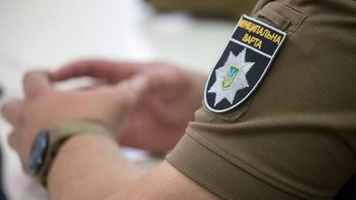 Форма, зарплата та евакуатор: скільки Рівне планує витратити на муніципальну варту