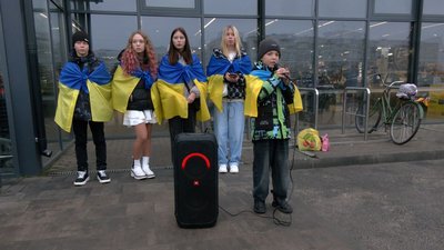 Олексій Кашніков з друзями проводить збори для ЗСУ