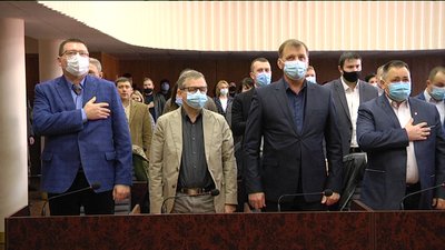 У Конотопі на Сумщині вперше засідає новообрана міськрада (ОНОВЛЕНО) У Конотопі на Сумщині вперше засідає новообрана міськрада (ОНОВЛЕНО)
