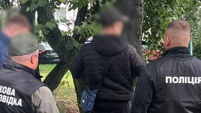 Правоохоронці затримали чоловіка