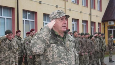 "Україна бореться за весь цивілізований світ". Історія бригадного генерала, який боронить Україну "Україна бореться за весь цивілізований світ". Історія бригадного генерала, який боронить Україну