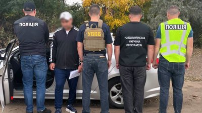 Затримання одного з підозрюваних у незаконному переправленні чоловіків до Молдови