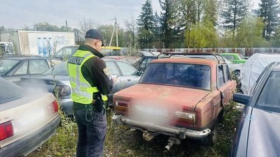 Поліція, крадіжка автомобіля, Франківщина