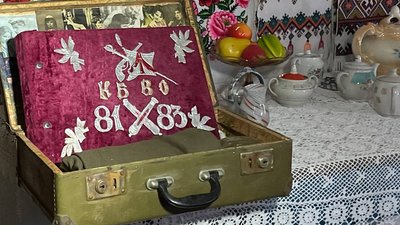 Буковинка створила музей народного мистецтва та побуду в своєму гаражі