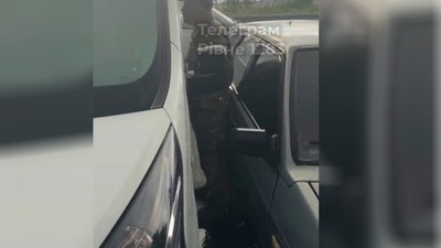 скрин з відео