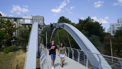 У Харкові після реконструкції відкрили Зоологічний міст У Харкові після реконструкції відкрили Зоологічний міст
