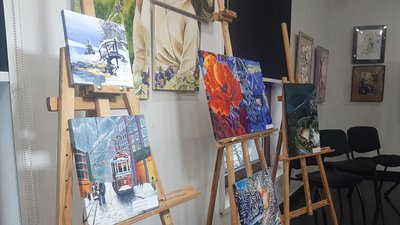 Гроші збирають на дрони-камікадзе: у Вінниці пройшов благодійний аукціон Гроші збирають на дрони-камікадзе: у Вінниці пройшов благодійний аукціон