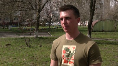 Концерт на Меморіалі Слави: жителі Костополя на Рівненщині вимагають від музикантів вибачення перед родичами загиблих Концерт на Меморіалі Слави: жителі Костополя на Рівненщині вимагають від музикантів вибачення перед родичами загиблих