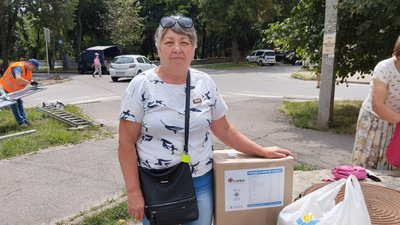 У Полтаві відновили видачу продуктових наборів для ВПО У Полтаві відновили видачу продуктових наборів для ВПО
