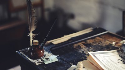 Зеленський призначив стипендії молодим письменникам та митцям. Список