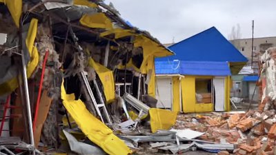 Як у прифронтовому Гуляйполі на Запоріжжі продовжують жити місцеві мешканці Як у прифронтовому Гуляйполі на Запоріжжі продовжують жити місцеві мешканці