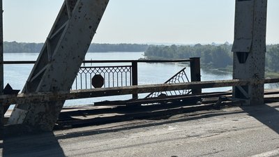 Рух пішоходів через Крюківський міст у Кременчуці тимчасово заборонений
