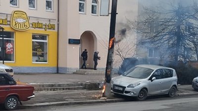 В Івано-Франківську зайнялася електроопора В Івано-Франківську зайнялася електроопора