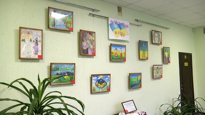 У Житомирі діти презентують виставку "З Україною в серці" У Житомирі діти презентують виставку "З Україною в серці"