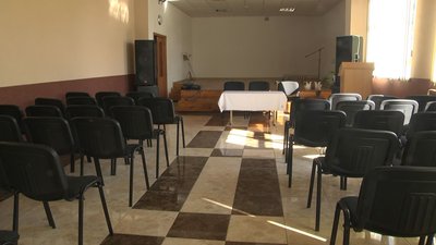 Колективу НРЦ на Волині представили нову керівницю, проти призначення якої мітингували напередодні Колективу НРЦ на Волині представили нову керівницю, проти призначення якої мітингували напередодні
