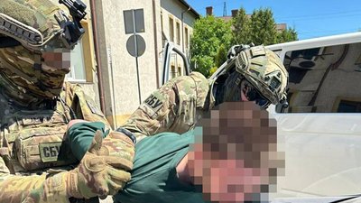 У Львові правоохоронці припинили діяльніть call-центру