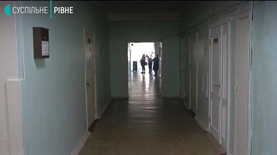 Родина, в якій немовля померло від кашлюка, усе одно відмовляється від щеплень