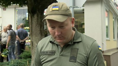 У Луцьку попрощалися з трьома загиблими військовослужбовцями У Луцьку попрощалися з трьома загиблими військовослужбовцями
