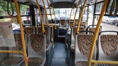 Салон тролейбуса, який курсує за відновленим маршрутом №2 у Запоріжжі