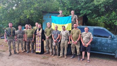 капелан з Буковини Роман Грищук капелан з Буковини Роман Грищук