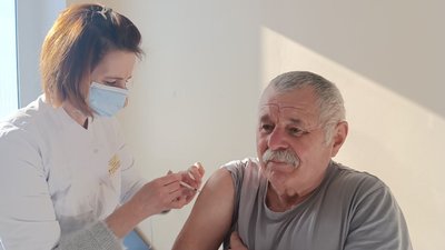 вакцинальний автобус в селі