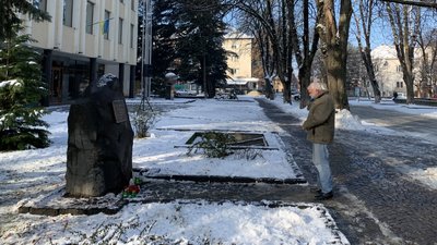 В Ужгороді вшанували пам'ять героїв Небесної Сотні