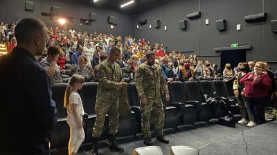 У Тернополі репрезентували фільм про чотирьох кіборгів У Тернополі репрезентували фільм про чотирьох кіборгів